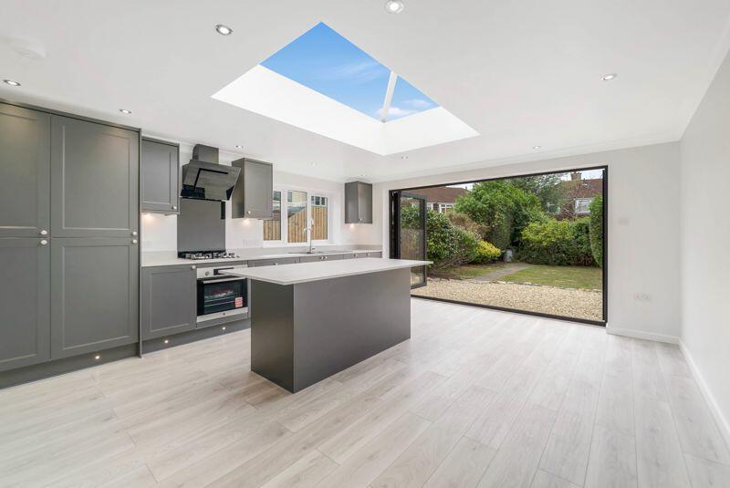 Additional property image - Eskdale Close, Milton - HIGH STANDARD