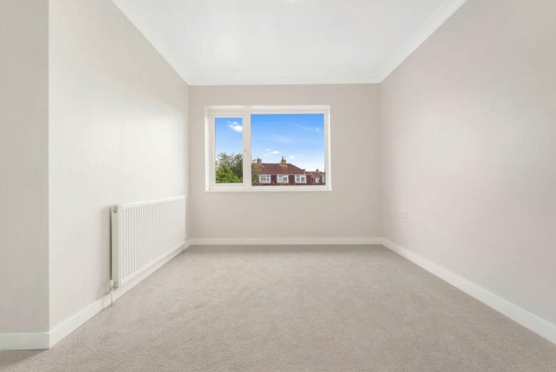 Additional property image - Eskdale Close, Milton - HIGH STANDARD