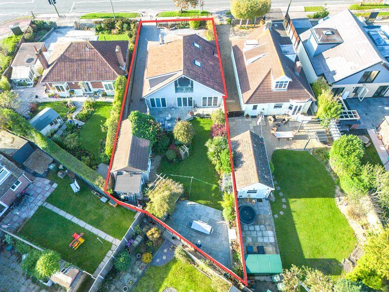 Additional property image - Locking Road, Worle - VERY IMPRESSIVE HOME