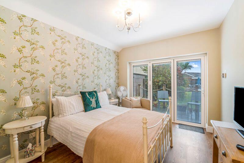 Additional property image - Locking Road, Worle - VERY IMPRESSIVE HOME
