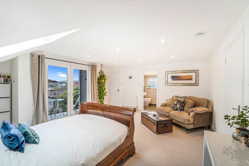 Additional property image - Locking Road, Worle - VERY IMPRESSIVE HOME