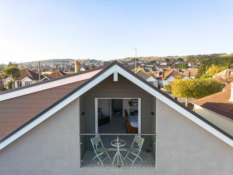 Additional property image - Locking Road, Worle - VERY IMPRESSIVE HOME