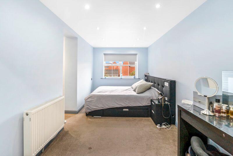 Additional property image - Riverside Close, St Georges - IMPRESSIVE 5 BED HOME