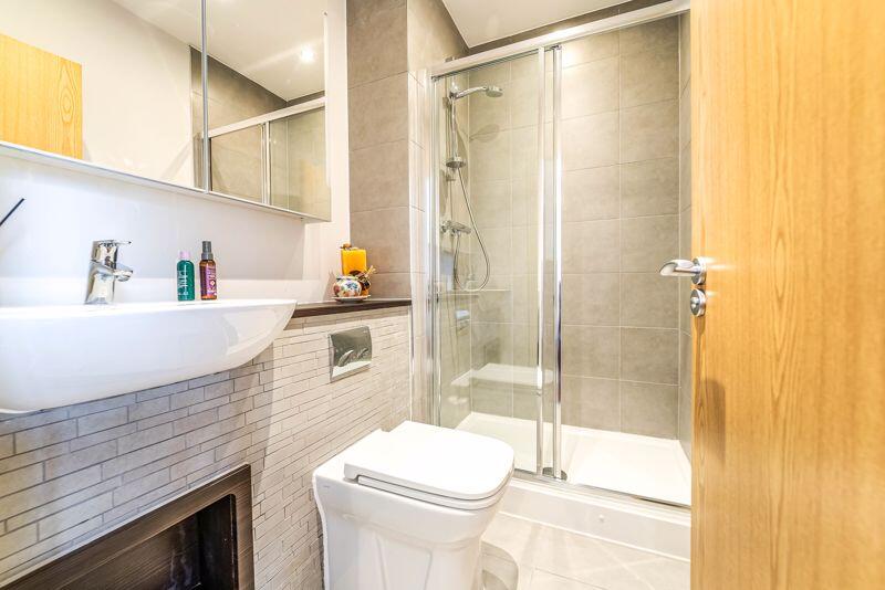 Additional property image - Bowen Road, Locking Parklands - HIGH STANDARD HOME