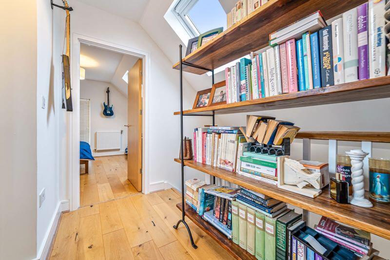 Additional property image - Bowen Road, Locking Parklands - HIGH STANDARD HOME