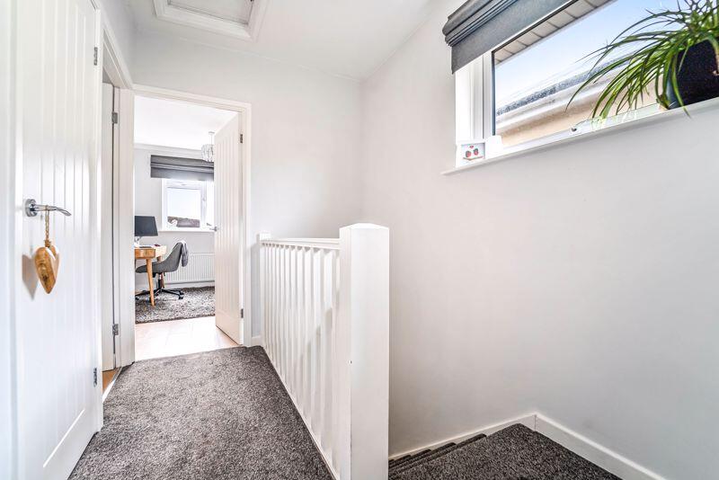 Additional property image - Pendlesham Gardens, Milton - TOP LOCATION