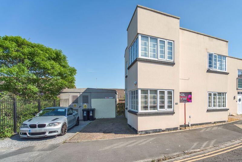 Main image of property: Neva Road, Weston-Super-Mare - PARKING + SHARED GARDEN