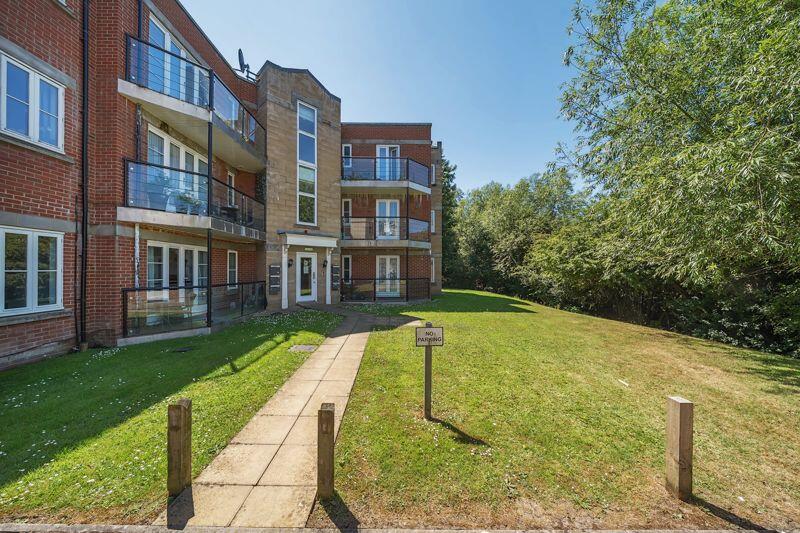 Main image of property: Stormont Court, Weston Village - FIRST CLASS FLAT