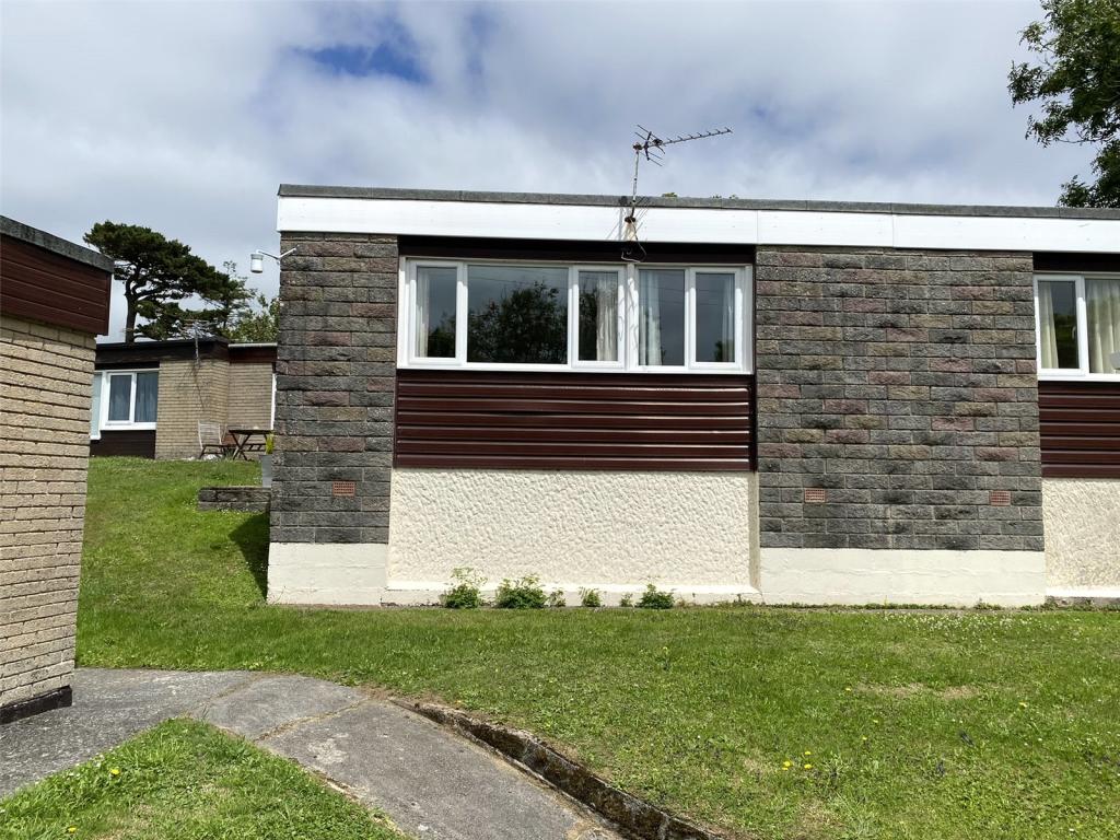2 bedroom bungalow for sale in Penstowe Holiday Village, Kilkhampton