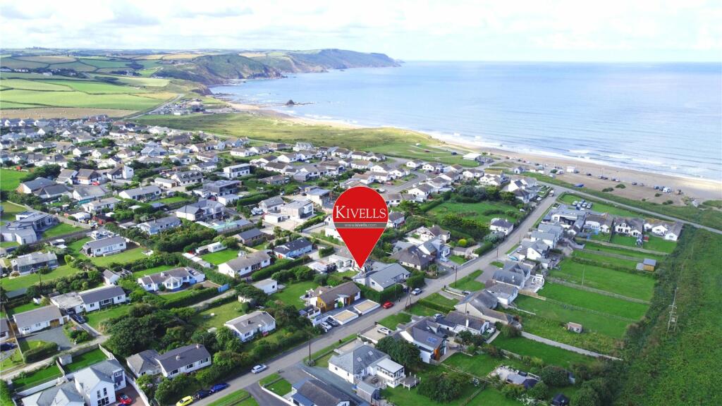 4 bedroom detached house for sale in Madeira Drive, Widemouth Bay, Bude