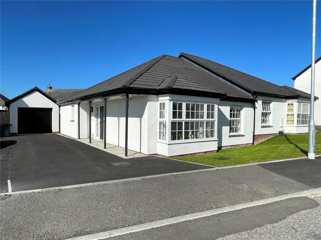2 bedroom bungalow for sale in Blackberry Lane, Kilkhampton, Bude