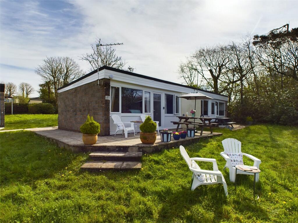2 bedroom bungalow for sale in Penstowe Holiday Village, Kilkhampton