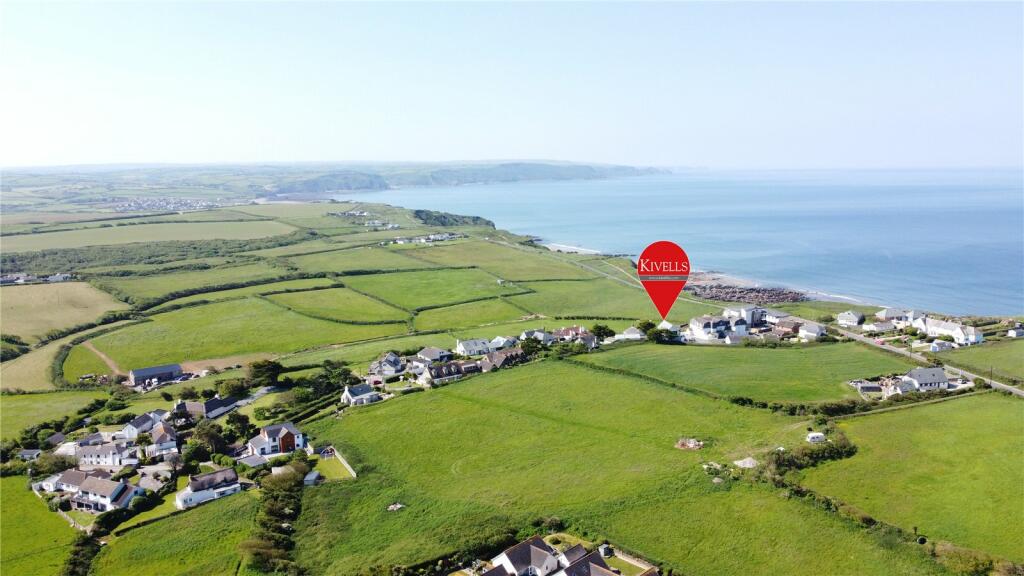 6 bedroom detached house for sale in Upton, Bude, Cornwall, EX23