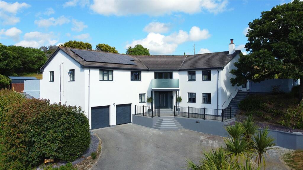 5 bedroom detached house for sale in Bush, Bude, Cornwall, EX23