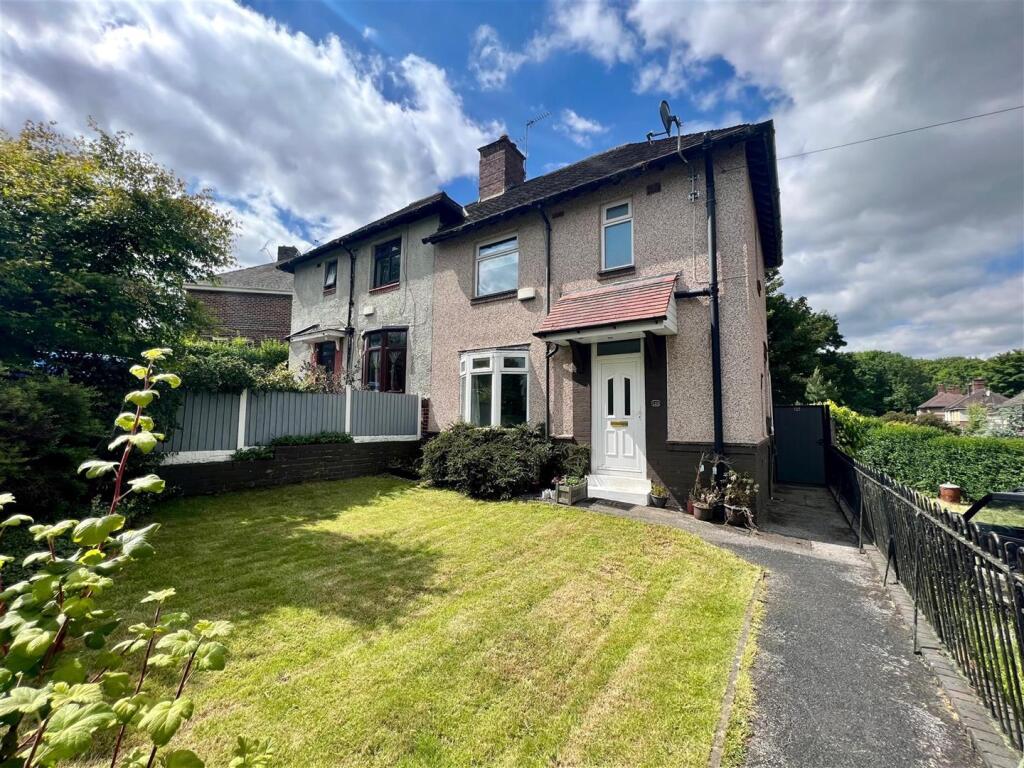 Main image of property: Molineaux Rd, Shiregreen, Sheffield, S5 0LB