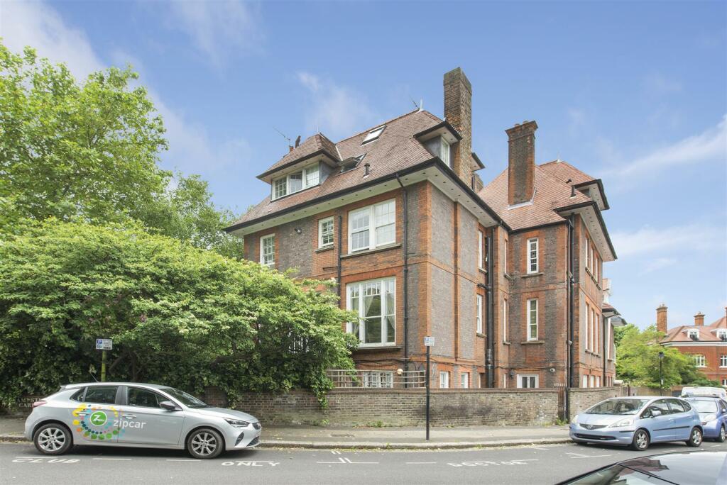 Main image of property: Hampstead Hill Gardens