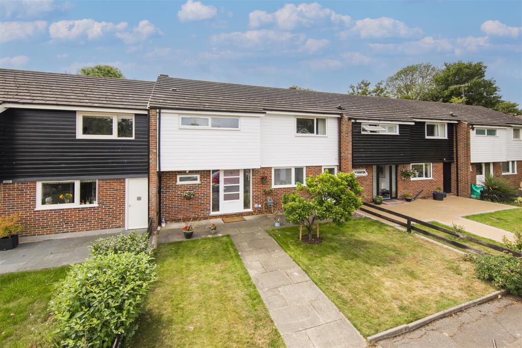 Main image of property: Boakes Meadow, Shoreham
