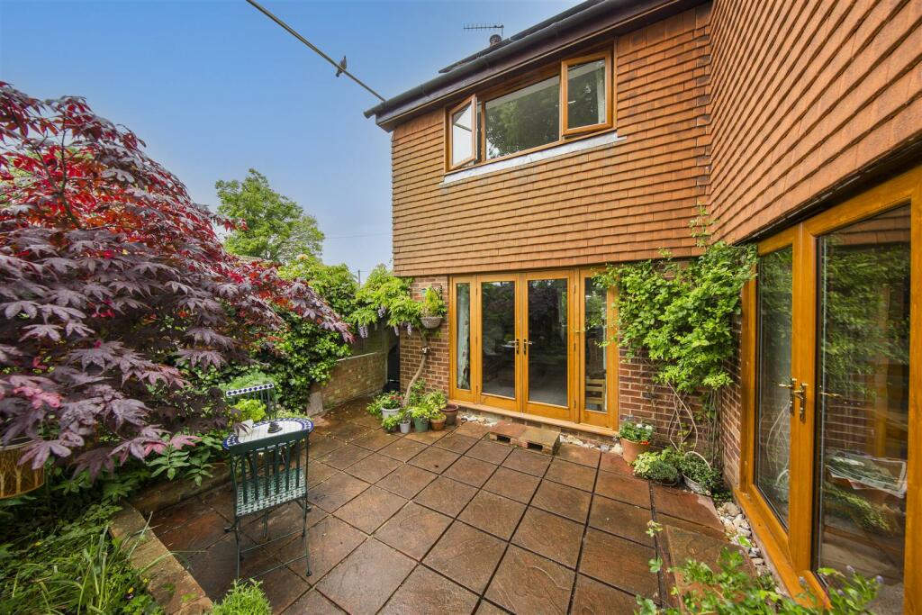 Additional property image - Southfleet Avenue, Longfield