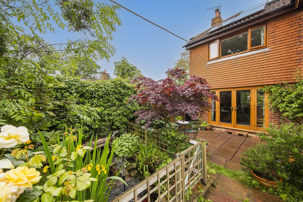 Additional property image - Southfleet Avenue, Longfield