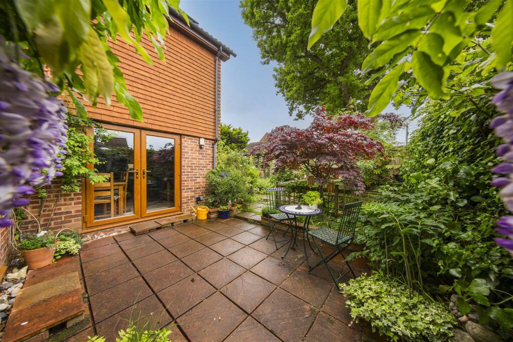 Additional property image - Southfleet Avenue, Longfield