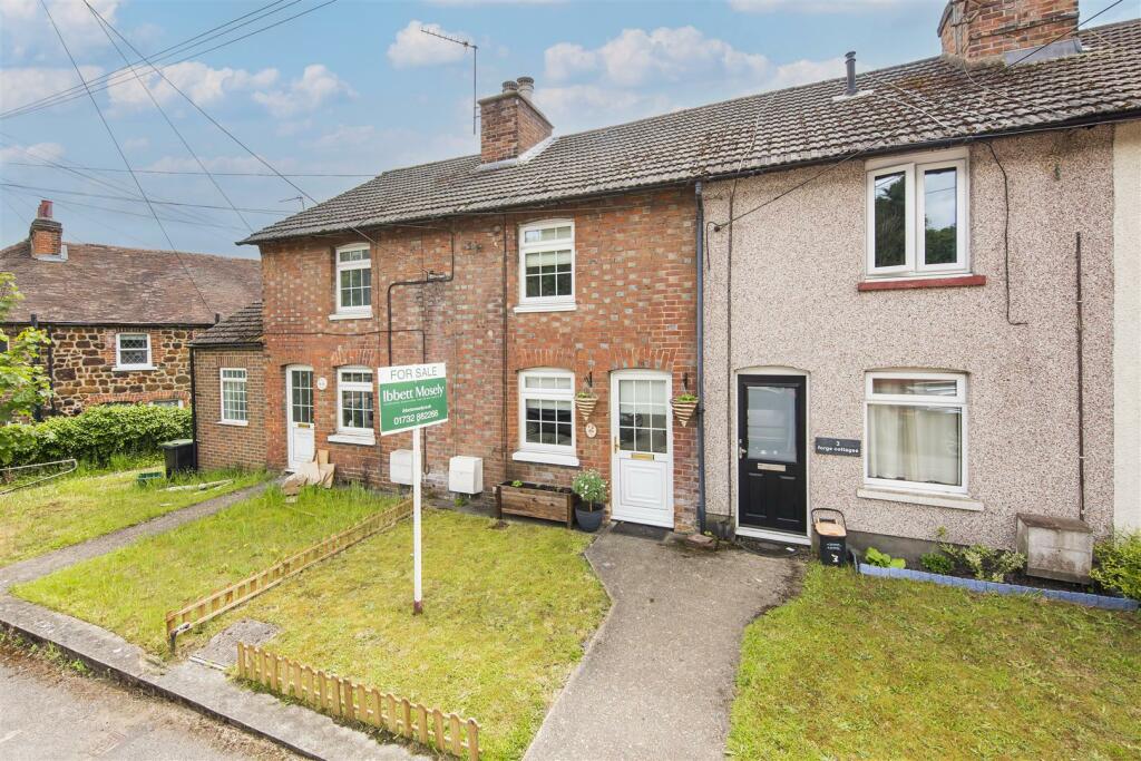2 bedroom terraced house for sale in Maidstone Road, Wrotham Heath
