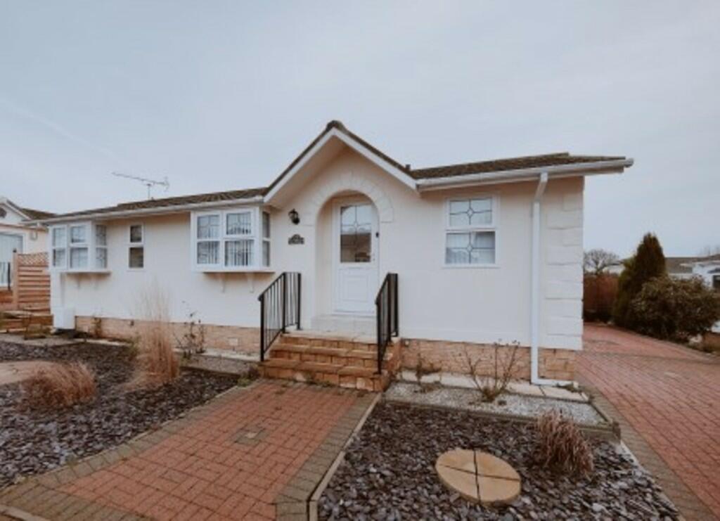 2 bedroom park home for sale in Woodlands Park, Quedgeley, GL2