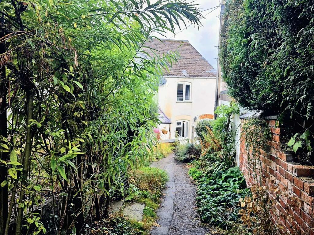 Main image of property: Field Road, Rodborough
