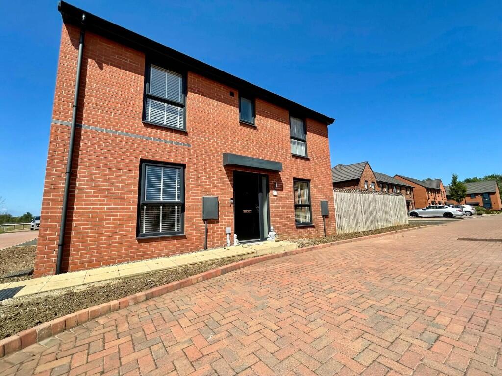 Main image of property: Foxglove Close, Redcar, North Yorkshire, TS10