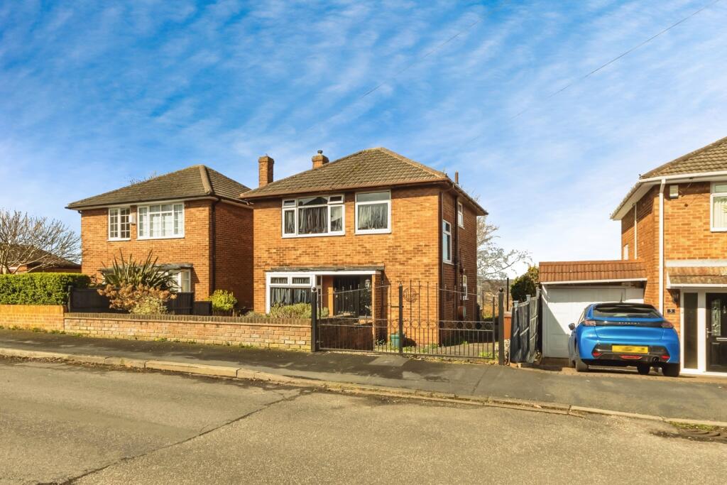 Main image of property: Laneham Avenue, NOTTINGHAM, Nottinghamshire, NG5