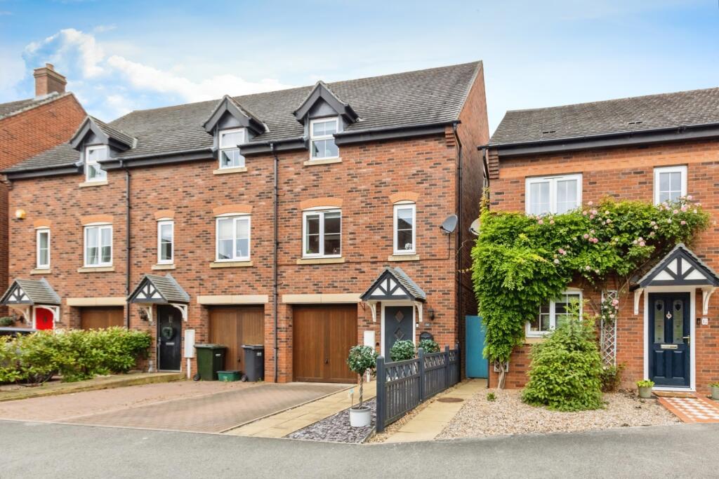 Main image of property: Mapperley Plains, NOTTINGHAM, Nottinghamshire, NG3