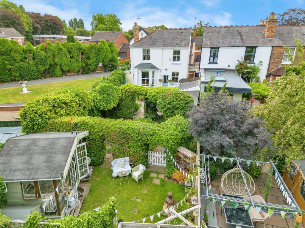 Main image of property: Elm Drive, Carlton, Nottingham, Nottinghamshire, NG4