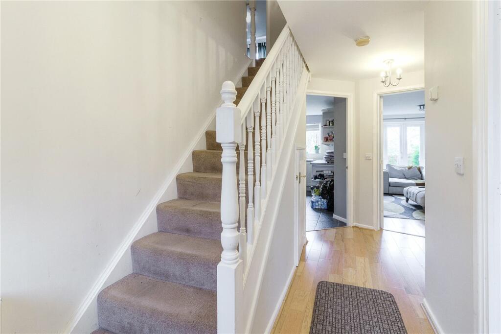 4 bedroom detached house for sale in Woodlands, Grange Park