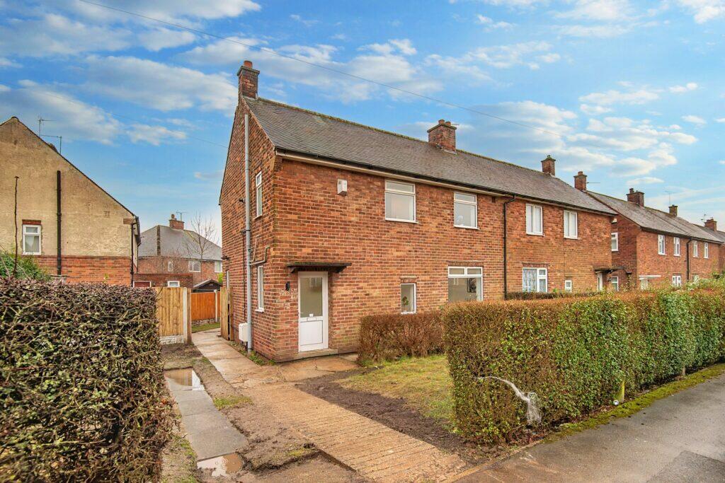 3 bedroom semidetached house for sale in Manor Road, Dinnington, Sheffield, S25 2QL, S25