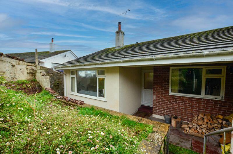 2 bedroom semidetached bungalow for sale in Cedar Way, Brixham, TQ5