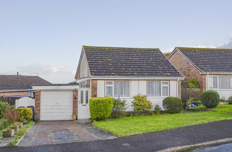 2 bedroom detached bungalow for sale in Hill Head Park, Brixham, TQ5