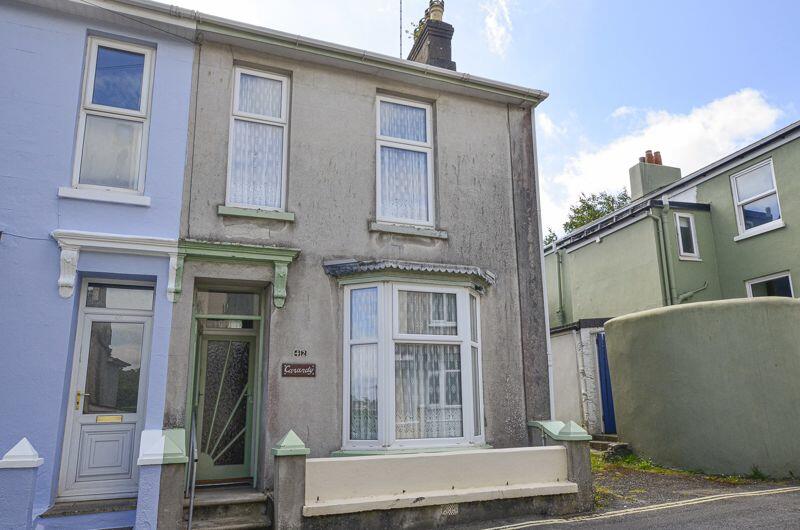 3 bedroom end of terrace house for sale in Drew Street Brixham, TQ5
