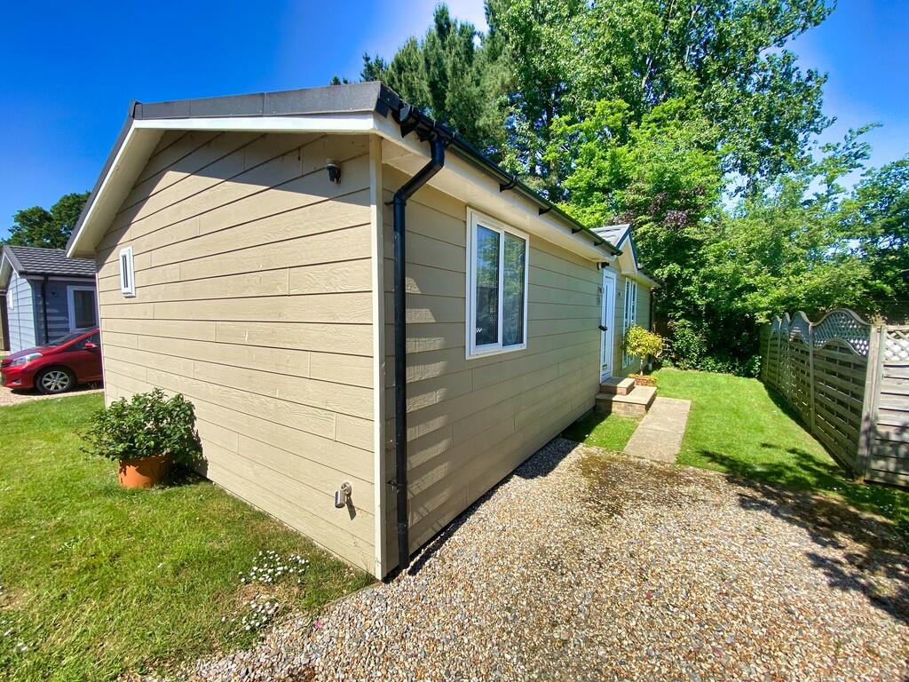 Main image of property: Golden Cross, Hailsham