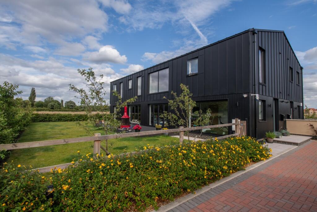 Main image of property: Astwick Road, Stotfold, Hitchin, SG5
