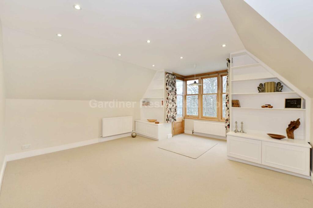 Main image of property: North Common Road, W5