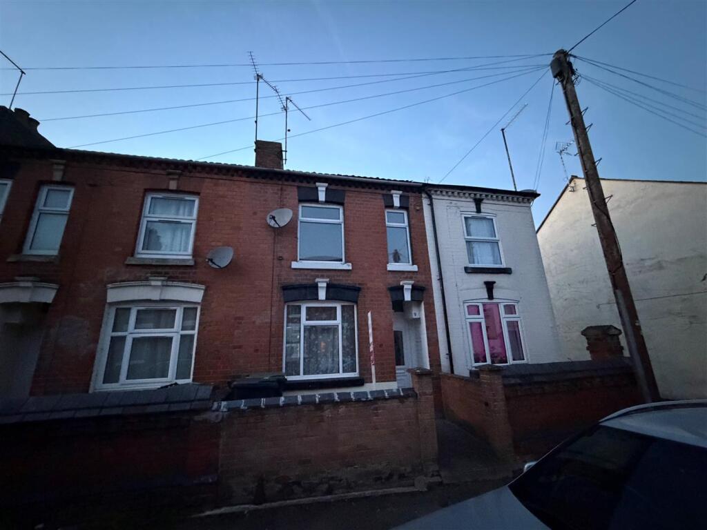 Main image of property: Pemberton Street, Rushden