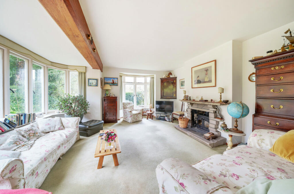 4 bedroom semidetached house for sale in Winchester Road, Shedfield