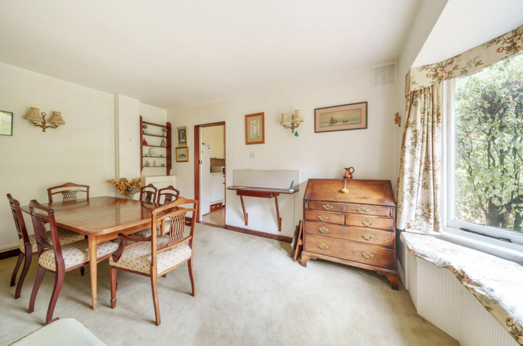 4 bedroom semidetached house for sale in Winchester Road, Shedfield