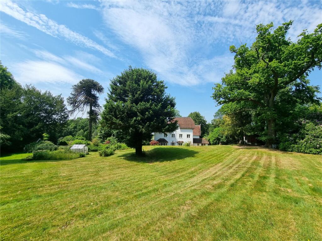 4 bedroom semidetached house for sale in Winchester Road, Shedfield