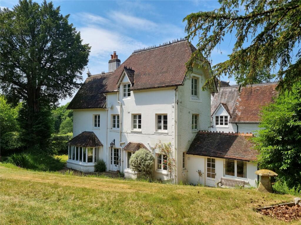 4 bedroom semidetached house for sale in Winchester Road, Shedfield