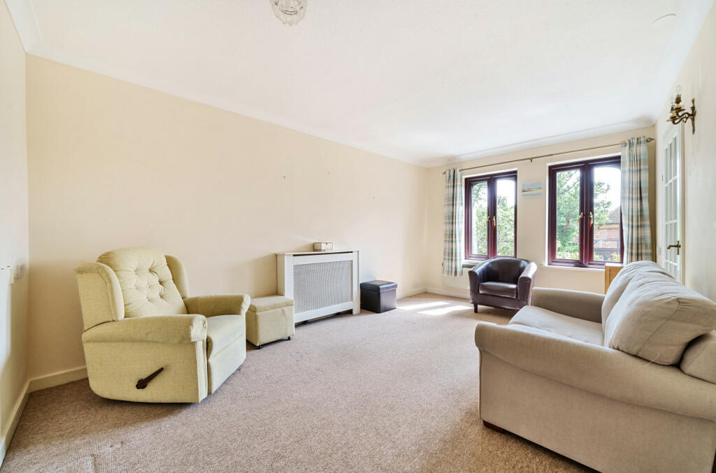 1 bedroom apartment for sale in Roman Row, Waltham, Southampton