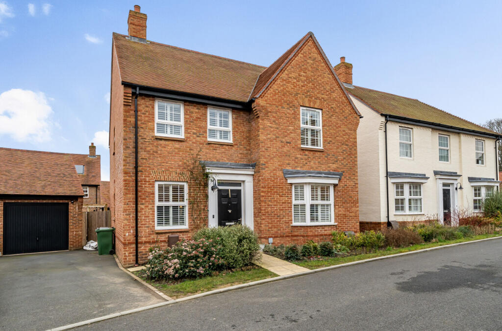 Main image of property: Bosworth Gardens, Bishops Waltham, Southampton, Hampshire, SO32