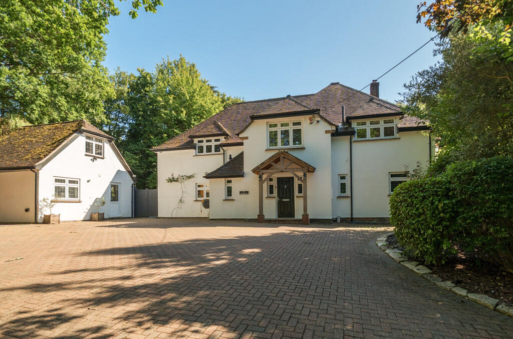Main image of property: Chapel Lane, Curdridge, Southampton, Hampshire, SO32