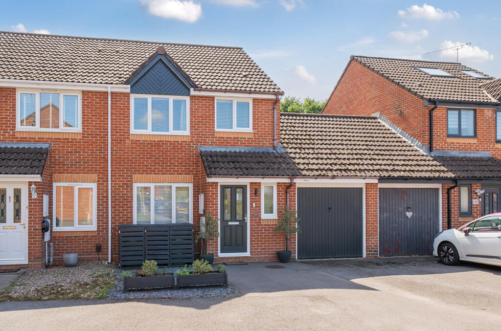 Main image of property: Collett Close, Hedge End, Southampton, Hampshire, SO30