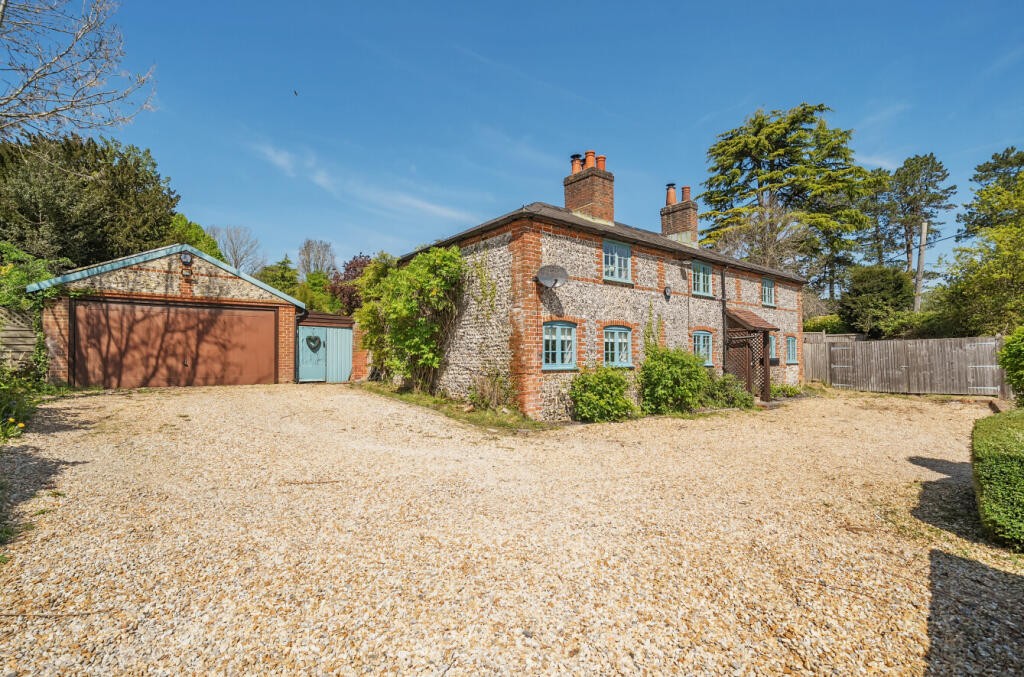 Main image of property: Beeches Hill, Bishops Waltham, Southampton, Hampshire, SO32