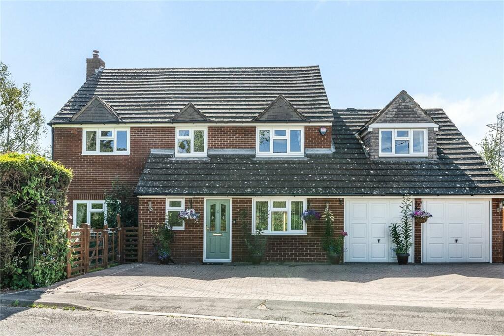 4 bedroom detached house for sale in Upton Lane, Nursling, Southampton, Hampshire, SO16